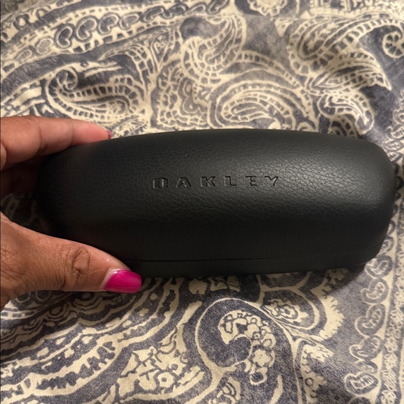 Oakley Black Eyewear Case - Picture 1 of 4